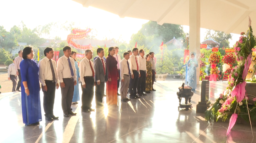 Trang trọng Lễ giỗ Cụ Nguyễn Sinh Sắc lần thứ 94