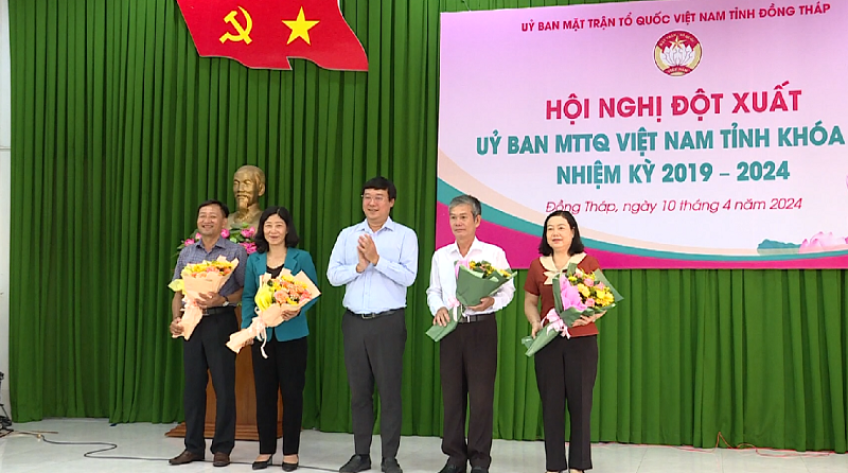 Ông Đinh Văn Dũng giữ chức Chủ tịch UB.MTTQ Việt Nam tỉnh Đồng Tháp