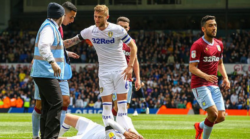 Tiền đạo Patrick Bamford bị cấm thi đấu 2 trận vì tội... 'lừa trọng tài' !