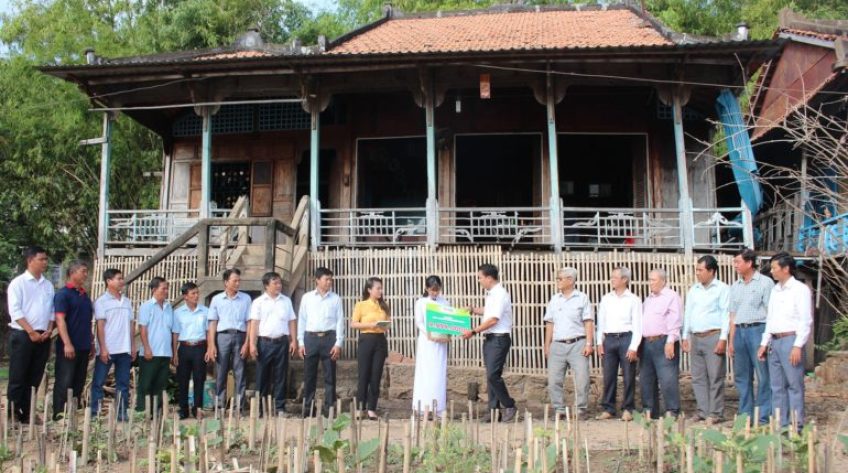 Trần Kim Thi – Cô học trò vùng biên vượt khó, học giỏi