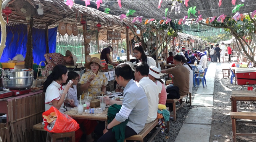 Đi chợ quê ngày Tết