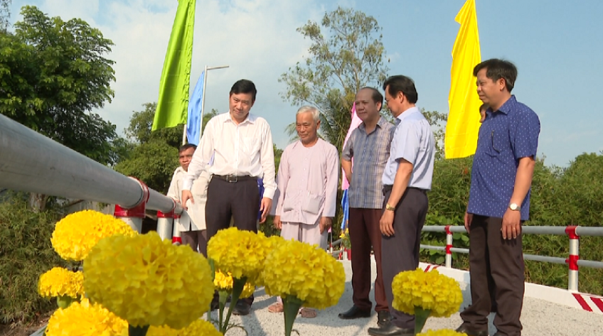 Chủ tịch UBND tỉnh thăm Hội KHKT Cầu đường, nhà ở công nhân