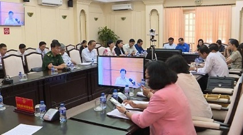 Khẩn trương phòng dịch tả heo châu Phi