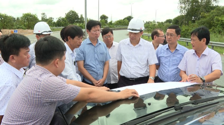 Thứ trưởng Bộ Xây dựng làm việc về Dự án Cao tốc Cao Lãnh – An Hữu