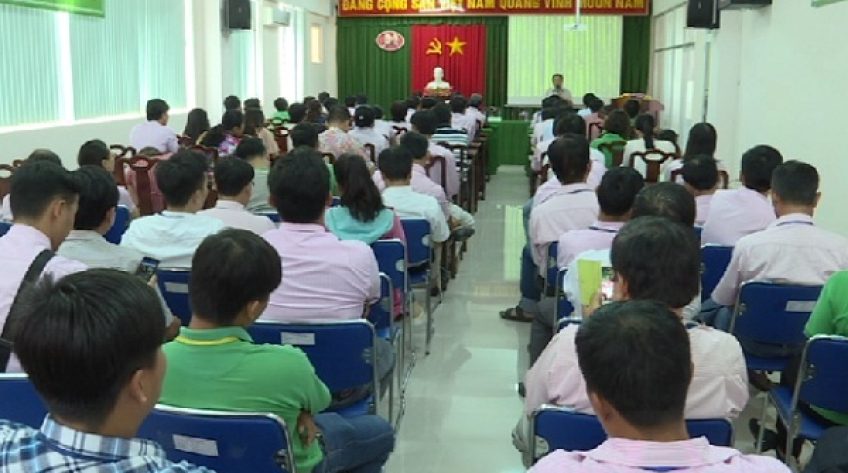 Bí thư Tỉnh ủy gặp gỡ cán bộ, viên chức PTTH Đồng Tháp