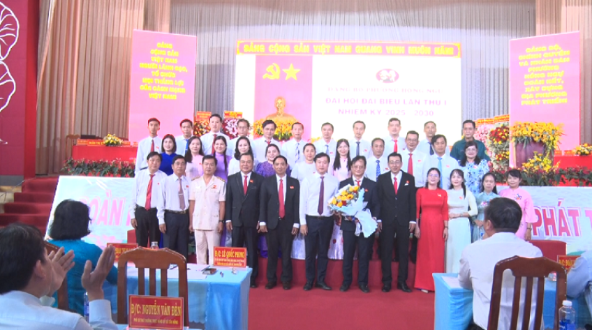 Đại hội Đại biểu Đảng bộ phường Hồng Ngự lần thứ I