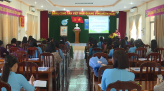 Họp bàn về việc nâng mức học bổng Quỹ khuyến học Nguyễn Sinh Sắc