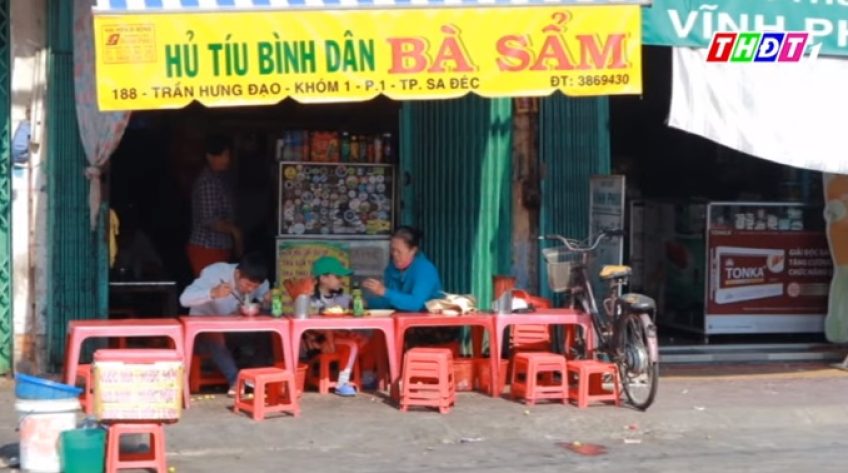 Hủ tiếu rẻ nhất miền Tây cũng phải tăng giá vì thịt heo