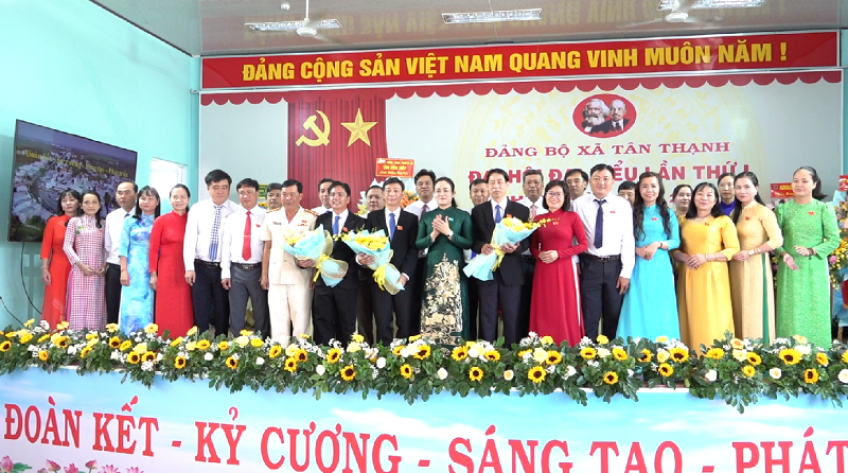 Tân Thạnh phấn đấu là điểm sáng nông thôn mới nâng cao