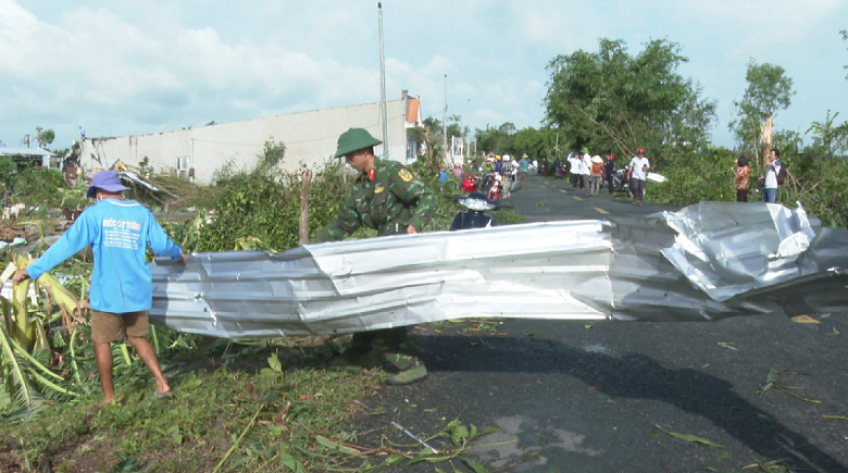 Nghĩa tình sau thiên tai