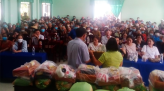 Họp bàn về việc nâng mức học bổng Quỹ khuyến học Nguyễn Sinh Sắc