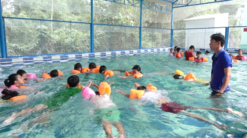 Huyện Hồng Ngự: Điểm sáng về xã hội hóa xây dựng hồ bơi