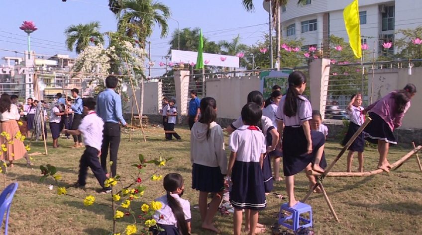 Phong phú hoạt động Mừng Đảng - Mừng Xuân tại Thư viện Đồng Tháp