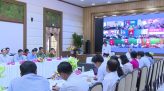 Khen thưởng người bán vé số nhặt được tiền trao lại người mất