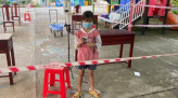 Ông Đoàn Tấn Bửu thăm động viên các lực lượng TP.Sa Đéc đang quyết kiểm soát dịch bệnh