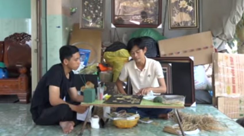 Người thổi hồn vào rơm