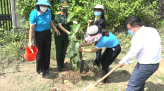 Nguyên cán bộ phụ nữ Khu 8 họp mặt tại Đồng Tháp