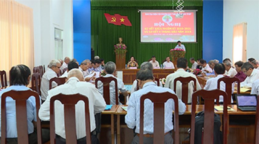 Công tác chăm sóc người cao tuổi ngày càng được quan tâm