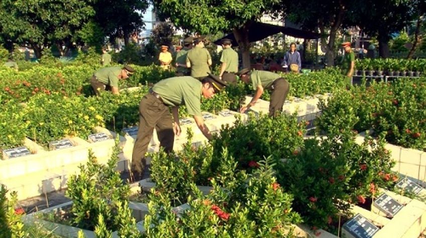 Kỷ niệm Ngày truyền thống Công an nhân dân Việt Nam