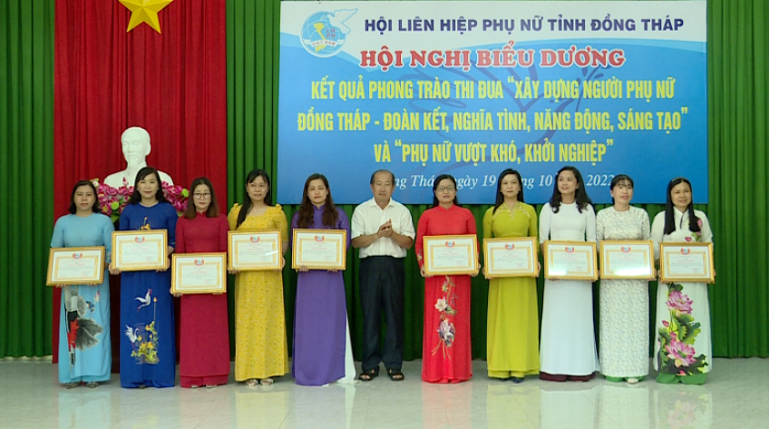 Biểu dương tập thể, cá nhân xuất sắc xây dựng hình ảnh phụ nữ Đồng Tháp