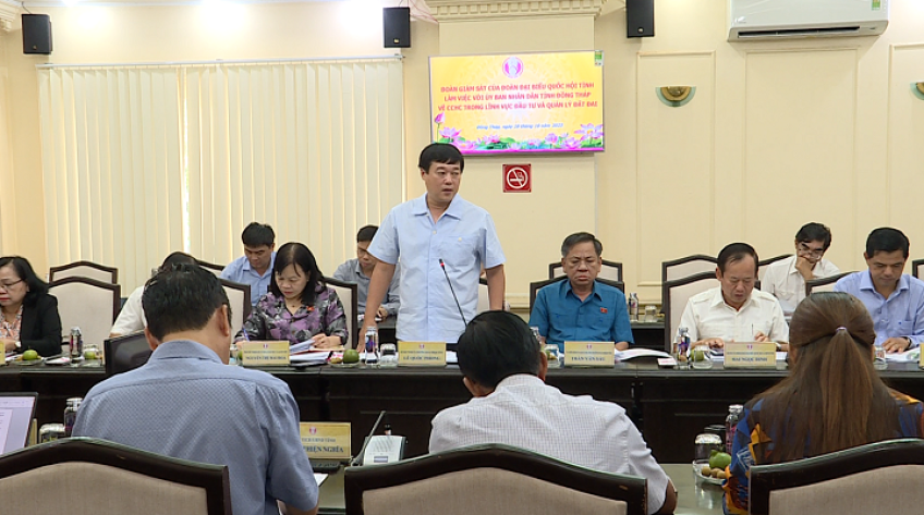 Đoàn Đại biểu Quốc hội giám sát chuyên đề về CCHC
