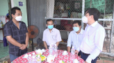 Trao 30 suất học bổng Nguyễn Sinh Sắc cho sinh viên Trường CĐ Y tế