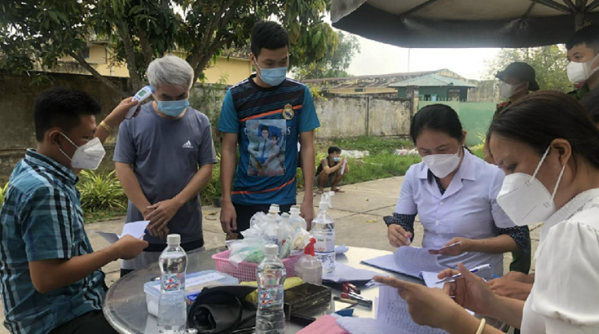 Tiêm vắc xin cho can phạm, phạm nhân