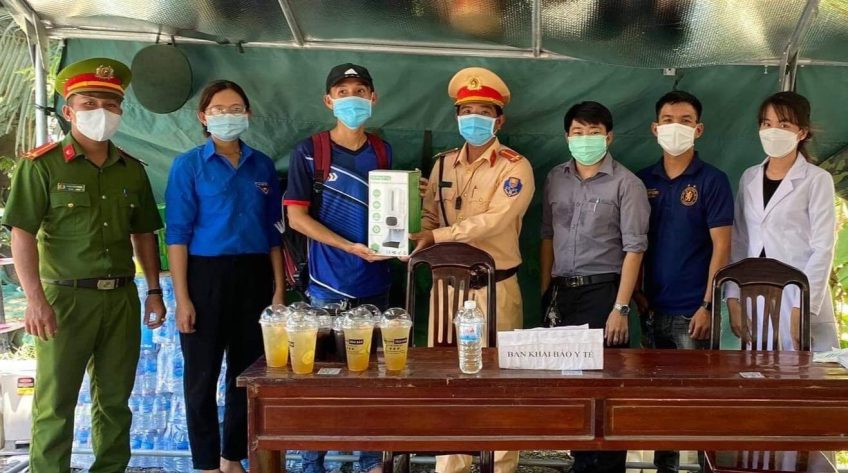 Sống như những đóa hoa