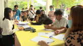 Phụ nữ vùng biên thêm thu nhập từ hàng thủ công