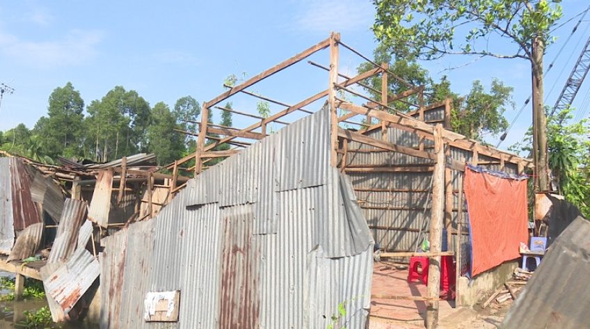 Lai Vung: 8 căn nhà dân, trường học bị thiệt hại do giông lốc