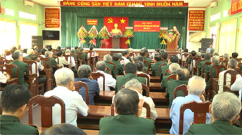 Đồng Tháp: Họp mặt cán bộ cao cấp quân đội nghỉ hưu