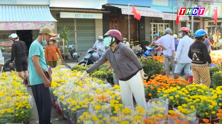 Rộn ràng chợ 30 tết