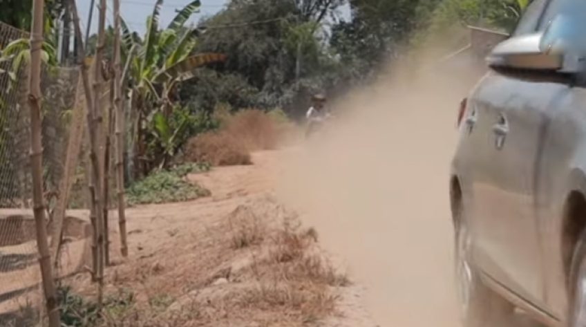 Thanh Bình: Bụi đường mịt mù, người dân chịu khổ