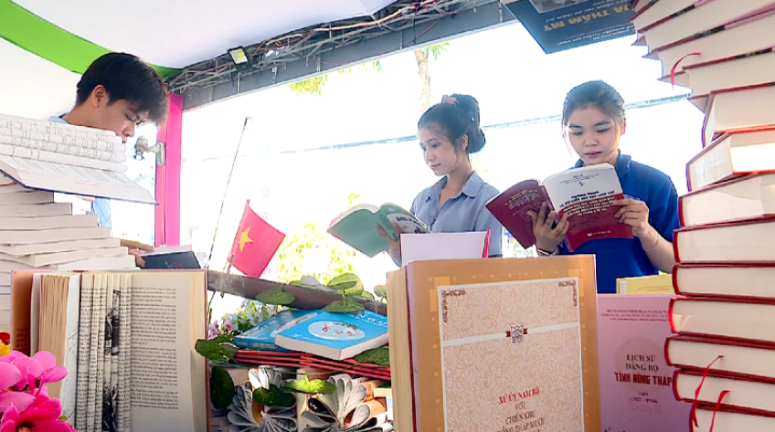 Ngày sách và văn hóa đọc mang hơi thở lịch sử