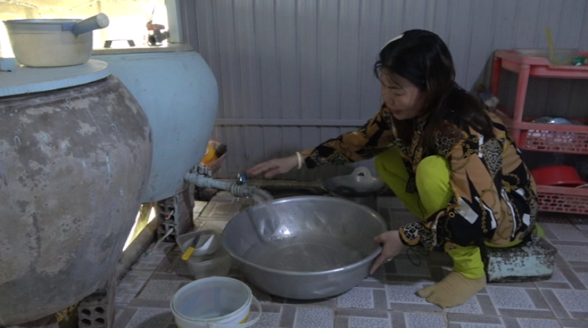 Hàng chục hộ dân chờ nước sạch