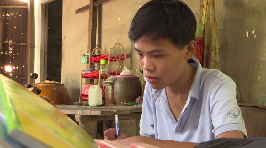 Tiếp sức đến trường - 22/11/2019: Em Nguyễn Quốc Vinh