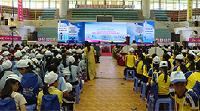 Đồng Tháp: Tập bơi phòng tránh đuối nước, rèn luyện thể chất