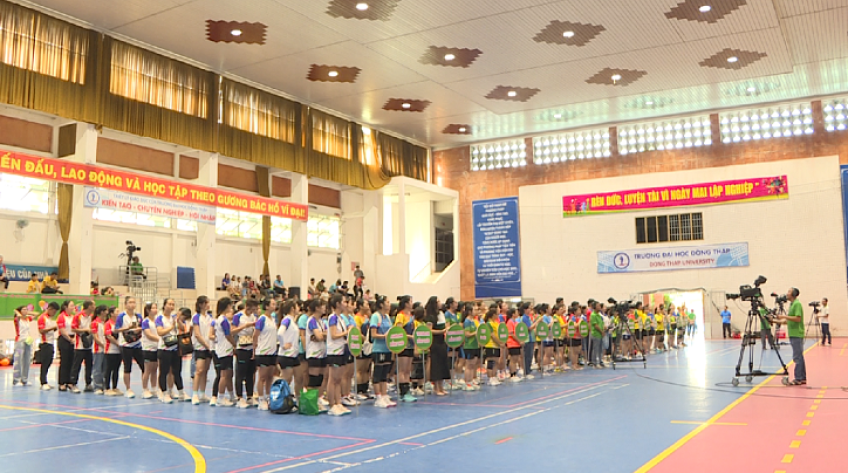 Khai mạc Giải Bóng chuyền hơi nữ THĐT lần thứ 2 cup SCTV