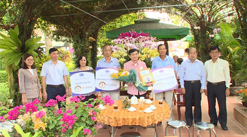 Tiếp nhận hỗ trợ an sinh xã hội từ doanh nghiệp