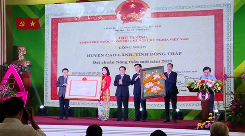 Huyện Cao Lãnh đạt chuẩn nông thôn mới