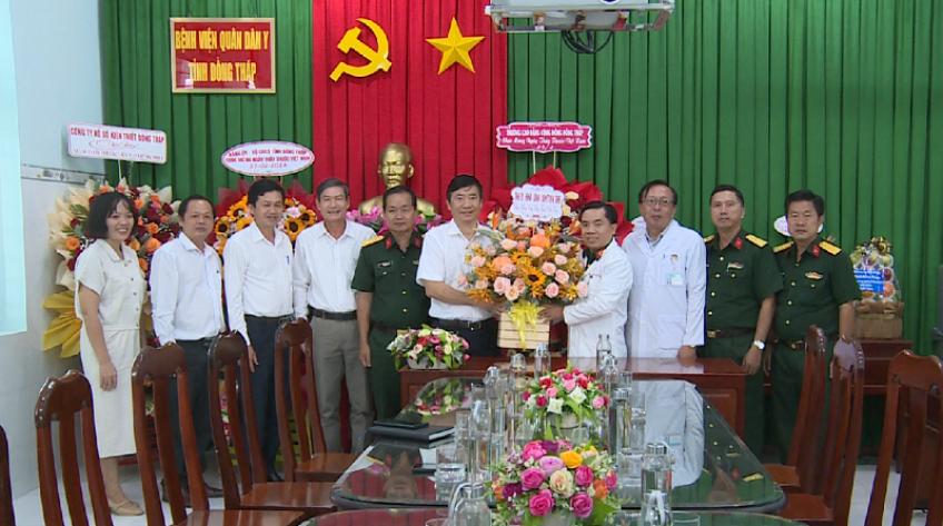 Phát huy bản chất bộ đội Cụ Hồ trong khám chữa