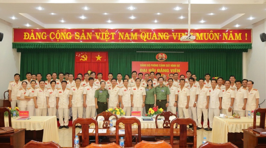 Chi bộ, đảng bộ cơ sở trực thuộc Đảng bộ Công an tỉnh tổ chức thành công đại hội nhiệm kỳ 2025 - 2030
