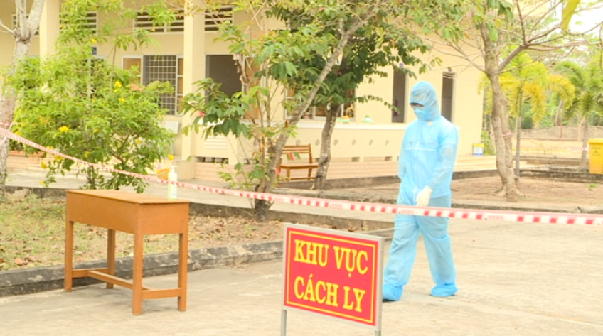 Thông tin về 2 người liên quan chở bệnh nhân 2424 ở huyện Tân Hồng