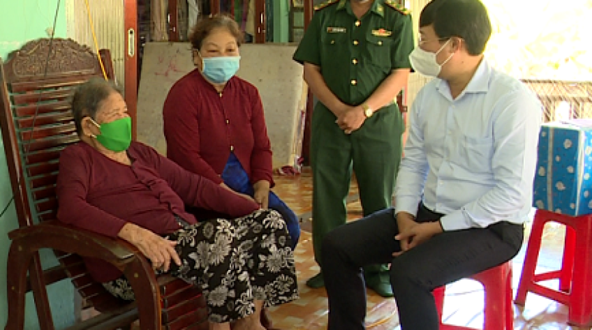 Bí thư Tỉnh ủy thăm Mẹ VNAH, gia đình chính sách