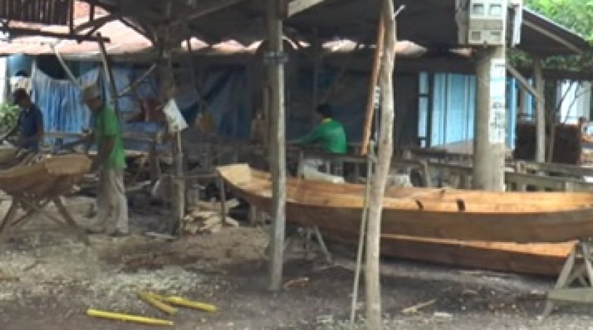 Xuồng ghe rạch Bà Đài đìu hiu do lũ không về