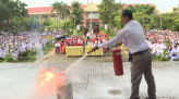 Dịch đau mắt đỏ tấn công trường học