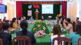 Rực rỡ cổng hoa, vườn hoa, công sở và đường hoa chào mừng Festival