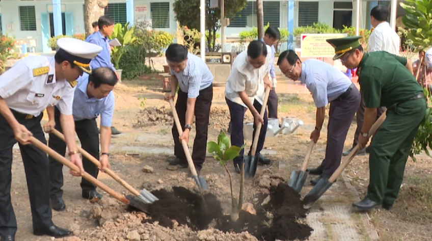 Đồng Tháp: Tiếp tục tăng cường tuyên truyền về biển đảo Việt Nam