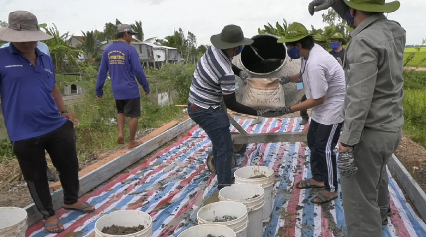 Tam Nông: Tỷ lệ hộ nghèo theo chuẩn mới còn 4,9%, cận nghèo còn 10,14%