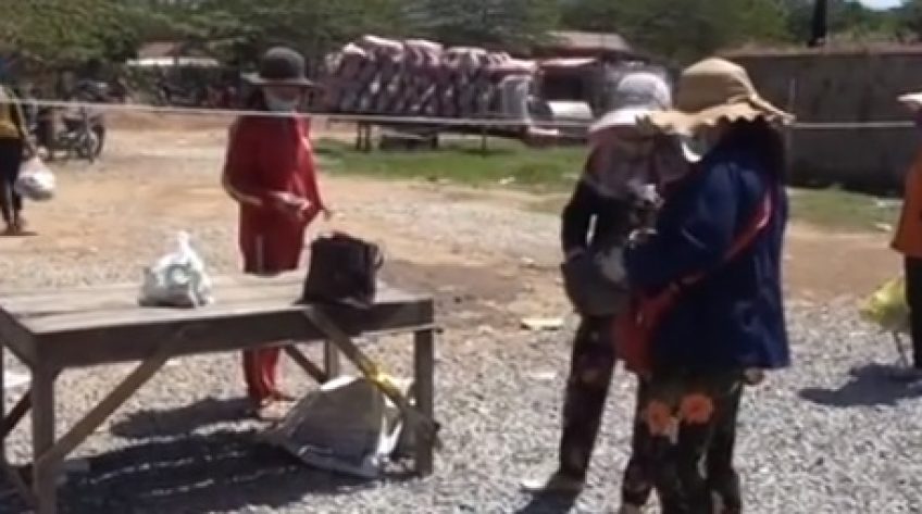 Tiếp tục duy trì điểm chợ đặc biệt vùng biên Đồng Tháp